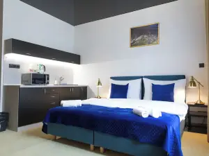 Apart Hotel Golden Apartments