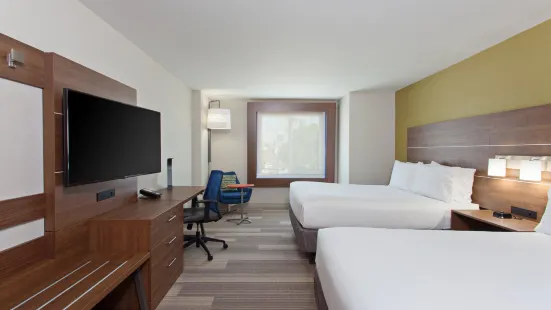 Holiday Inn Express Hotel & Suites Pasadena-Colorado Boulevard, an IHG Hotel