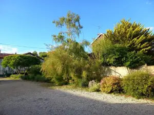 "Le Studio" climatisation Parking Privé Restauration Proche des lacs