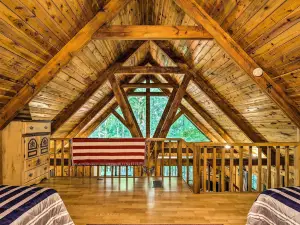 Tellico Plains Cabin - 5 Acres, Backyard Creek!
