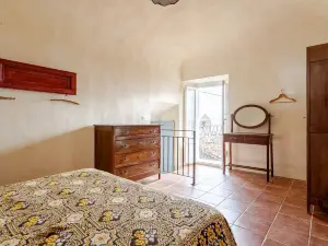 House On The Arch, Deluxe Jacuzzi in Calascio
