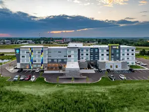 Tru by Hilton Kalamazoo