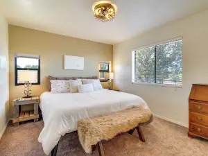 Walk to Private Lake! Family Cabin w/ Large Decks