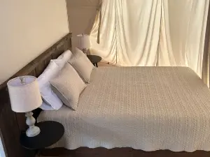 皮洛特山豪華露營度假村