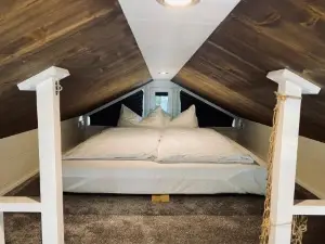 Tiny House Ems im Pier9 Tiny House Hotel