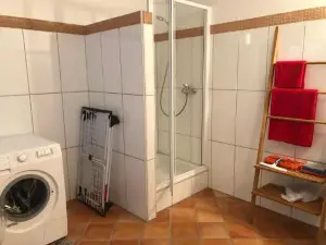 Modernes 4-Zimmer Haus, Nahe Messe Düsseldorf (15 Min. Internat. Airport)