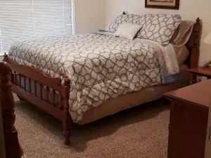 Indian Falls Retreat and Lodging