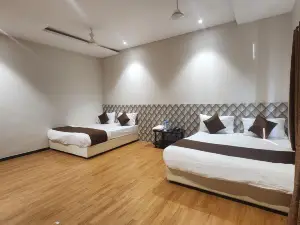 Hotel Priyanjali