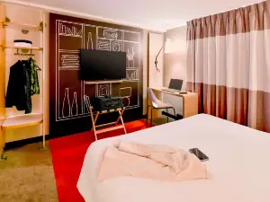 ไอบิส เบรสต์ แกร์การาเดค แอโรปอร์