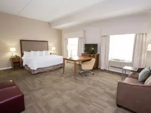 Hampton Inn & Suites Pittsburgh/Harmarville