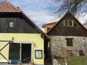 Gostel Koprivnik, Kočevje, Kočevski Rog