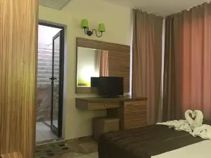 Hotel Tm Deluxe Located in Sunny Beach
