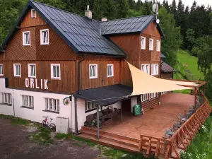 奧爾裡克小屋飯店