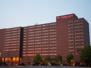 Crowne Plaza Suites MSP AIRPORT - MALL OF AMERICA by IHG