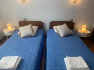 A louer appartement en rez de chaussee dans une maison