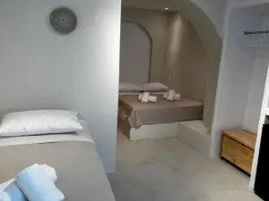 White Sand Cave Suite