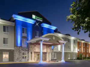 Holiday Inn Express & Suites PHILADELPHIA - MT. LAUREL by IHG