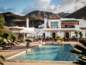 Boutique Hideaway Cortijo El Sarmiento