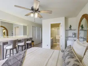 Luxe Mesa View Home on 35 Acres w/ Wraparound Deck