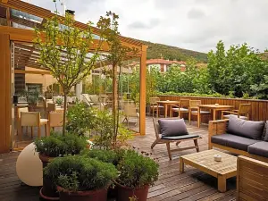 Hotel Echaurren Relais & Châteaux