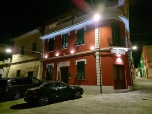 Alla Porta di Sotto B&B