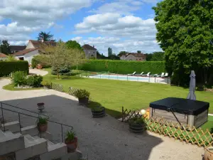 Logis Hotel Domaine du Cheval Blanc