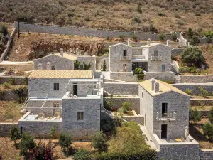 Trapela Limeni豪華套房