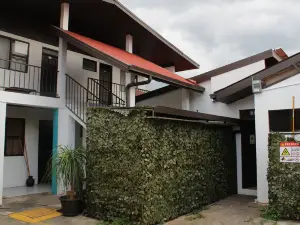 Hotel Cañas