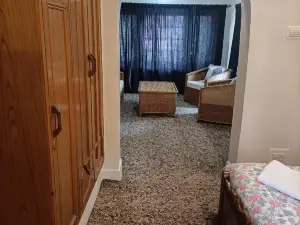 Snow Leopard Lodge