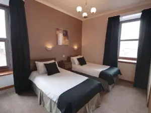 Waverley Hotel