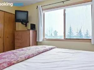 Cozy Frisco Condo Near Lake and Trails