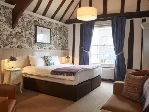 White Hart Hotel by Greene King Inns