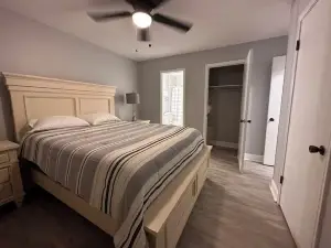 Soothing apartment with AC in charming Chalmette minutes from NOLA