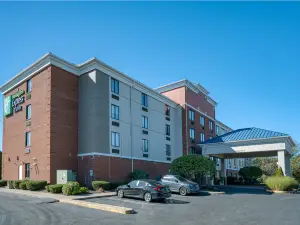 Holiday Inn Express & Suites COLUMBUS AIRPORT by IHG