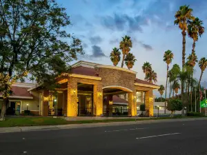 La Quinta Inn & Suites by Wyndham Pomona