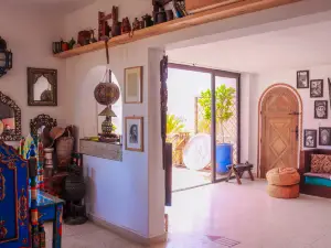 Ocean View, 5 bed Villa, Hot Tub, Sauna