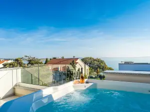Penthouse Apartment Perla with Jacuzzi