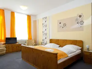 Hotel Neun 3/4