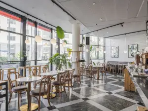 2Home Hotel Apartments