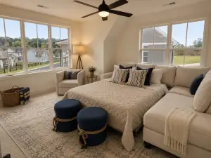 Luxury Lake Living- Pool , Fire Pit, Amenities 5 Bedroom Home