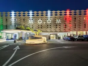 MO.OM Hotel