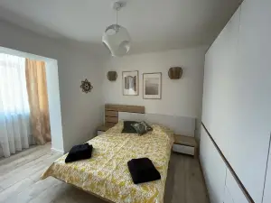 Cozy apartment in charming Tecuci with AC, WiFi