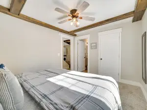在長湖上的舒適海港小屋！