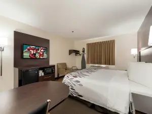 Red Roof Inn Auburn