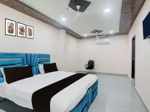 Hotel O Shri Buddheshwar Temple Lucknow
