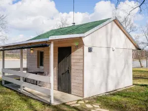 Obora resort
