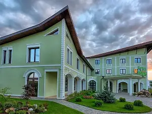 Magus Hotel