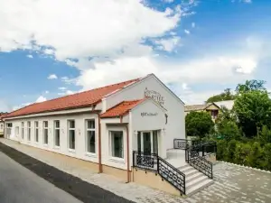 Am Hotel Kaštieľ & Restaurant