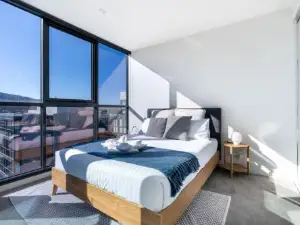 Perfectly Located Apartment Near Canberra Centre - Hosted by Canstay