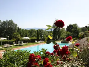 Villa Rigacci Hotel